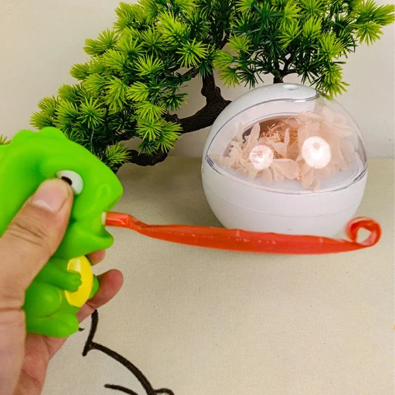 Decompression Fidget Toys Pinch Frog Dinosaur Sticking Tongue Out Relieve Stress 
