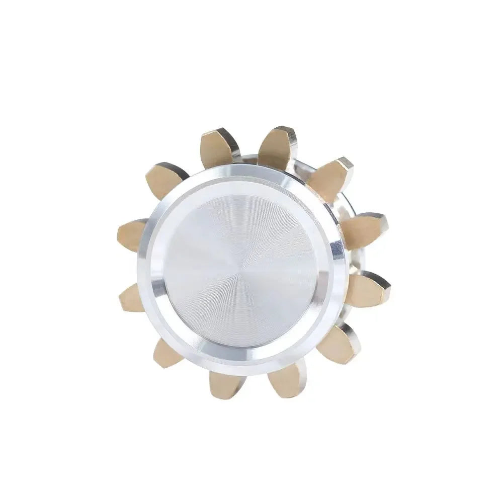 Mini Metal Gear Spinner – Precision Stress Relief in Your Pocket