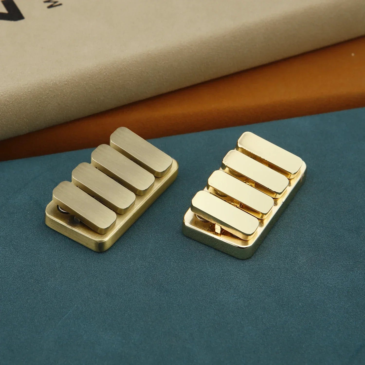 Magnetic Metal piano Fidget Slider – Compact Stress Relief EDC Executive Toy for Adults